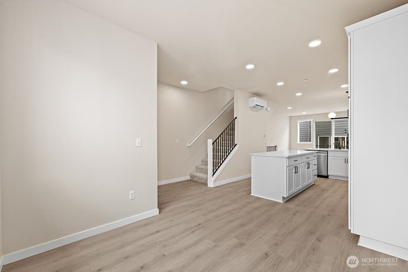 Property photo for 16823 Alder Way #M3, Lynnwood photo 21