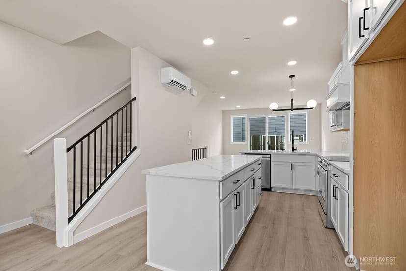 Property photo for 16823 Alder Way #M3, Lynnwood photo 19