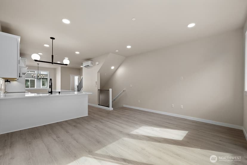 Property photo for 16823 Alder Way #M3, Lynnwood photo 7