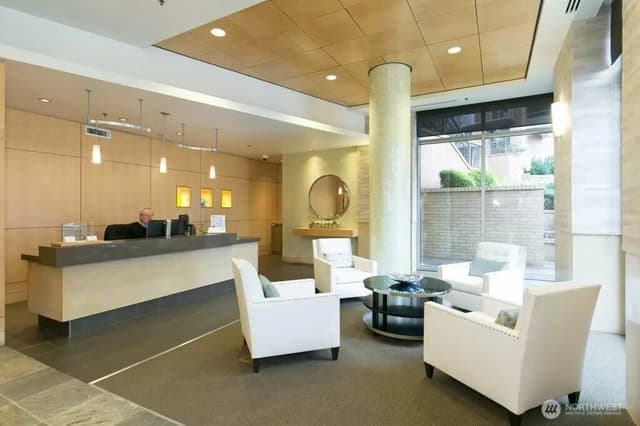Property photo for 10610 NE 9th Street Pl #1202, Bellevue photo 4