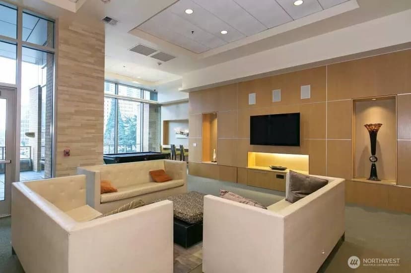 Property photo for 10610 NE 9th Street Pl #1202, Bellevue photo 3
