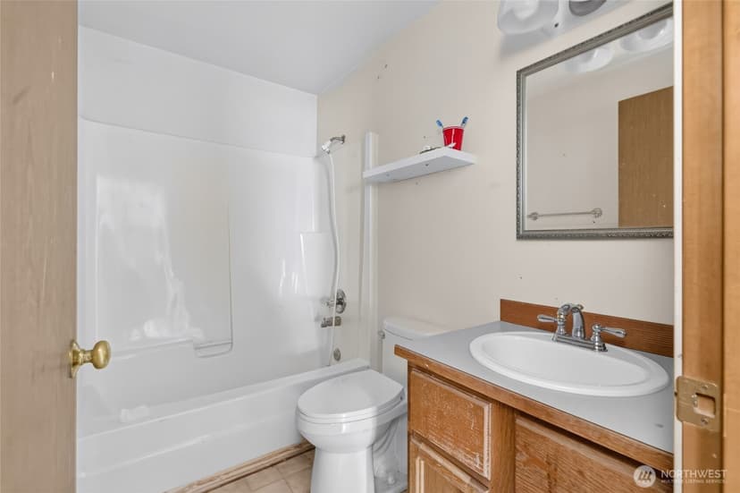 Property photo for 15210 3rd Place NE, Duvall photo 23