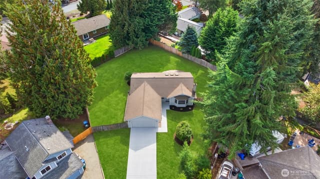 Property photo for 15210 3rd Place NE, Duvall photo 2