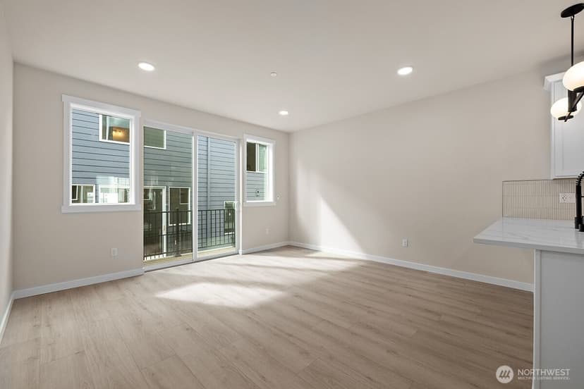 Property photo for 16823 Alder Way #M6, Lynnwood photo 10
