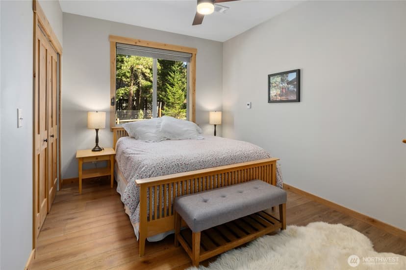 Property photo for 381 Tamarack Drive, Ronald photo 16