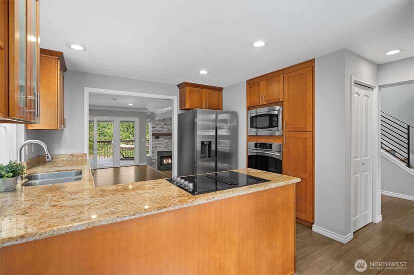Property photo for 2958 Kennewick Pl Place NE, Renton photo 8