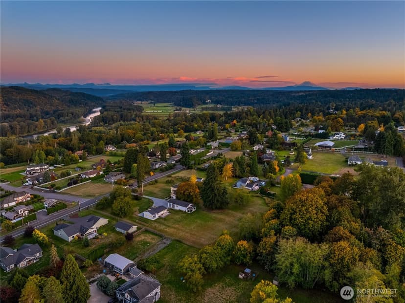 Property photo for 14914 BROADWAY AVENUE, Snohomish photo 2