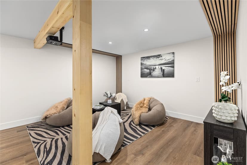 Property photo for 20921 W Richmond Road, Bothell photo 27