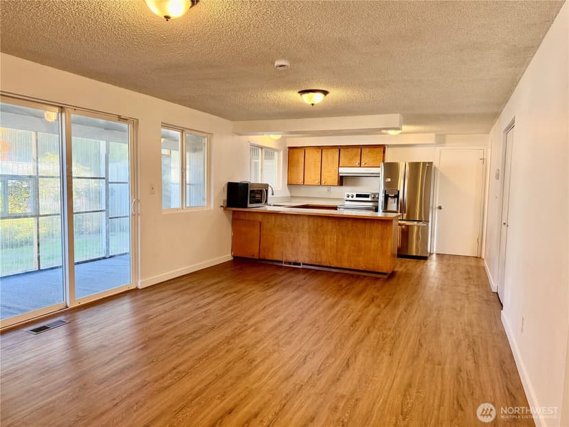 Property photo for 17114 130th Avenue SE, Renton photo 17