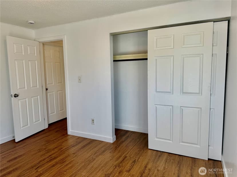 Property photo for 17114 130th Avenue SE, Renton photo 23