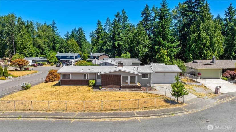 Property photo for 17114 130th Avenue SE, Renton photo 38