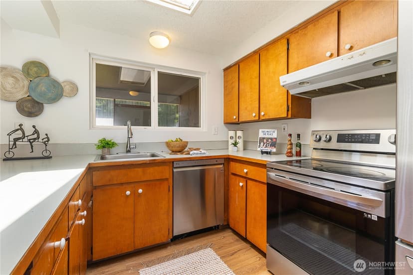 Property photo for 17114 130th Avenue SE, Renton photo 18