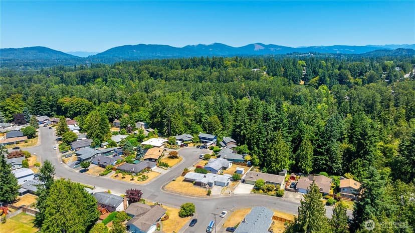 Property photo for 17114 130th Avenue SE, Renton photo 40