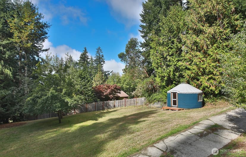 Property photo for 2959 Foxfire Lane, Langley photo 36