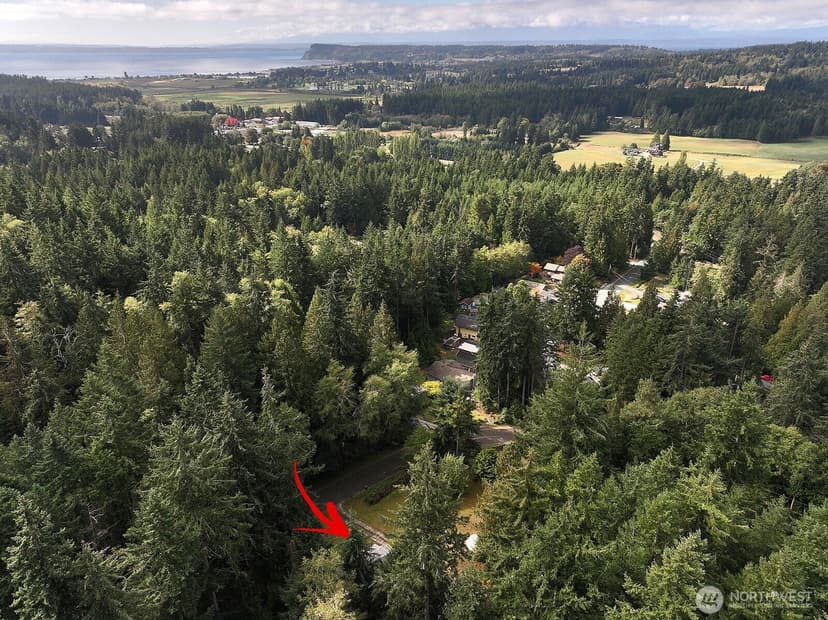 Property photo for 2959 Foxfire Lane, Langley photo 39