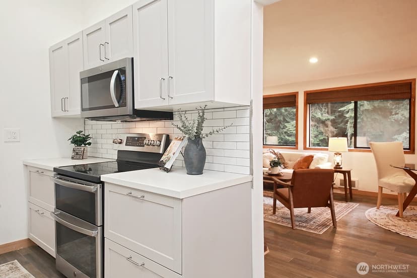 Property photo for 2959 Foxfire Lane, Langley photo 14