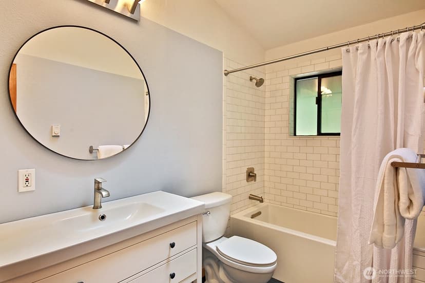 Property photo for 2959 Foxfire Lane, Langley photo 20