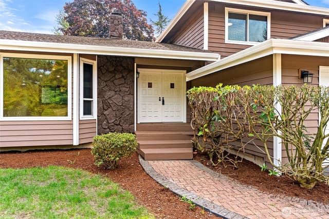 Property photo for 9920 149th Street E, Puyallup photo 2