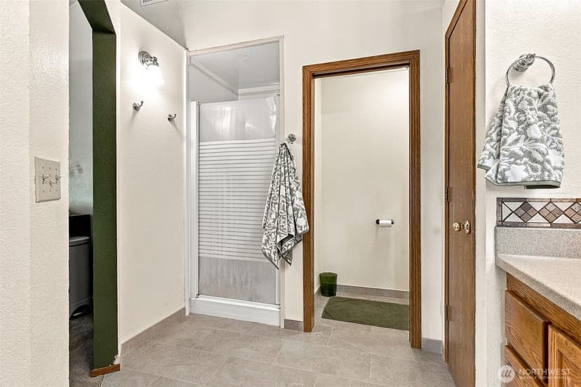 Property photo for 14429 70th Avenue Ct E, Puyallup photo 23