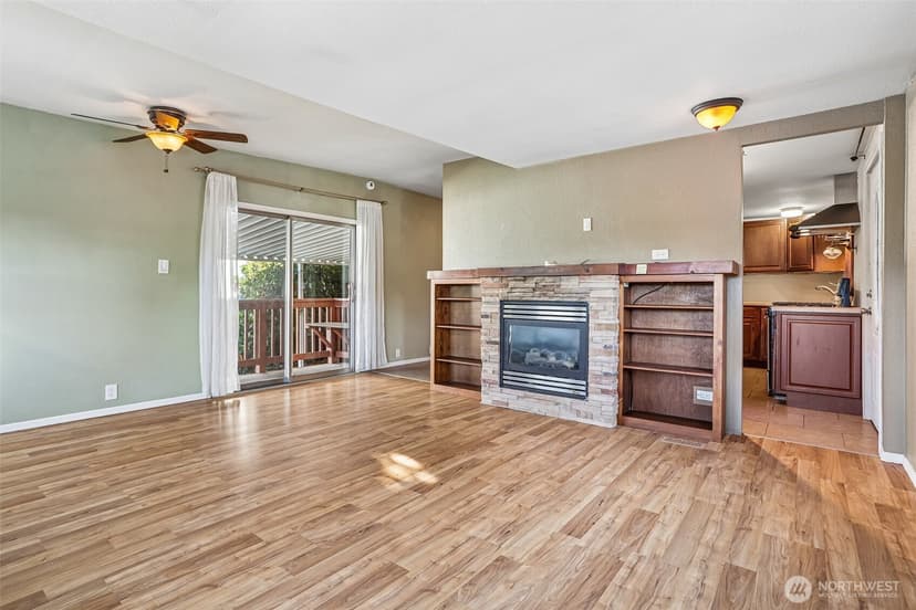 Property photo for 7301 NE 175th Street #305, Kenmore photo 11