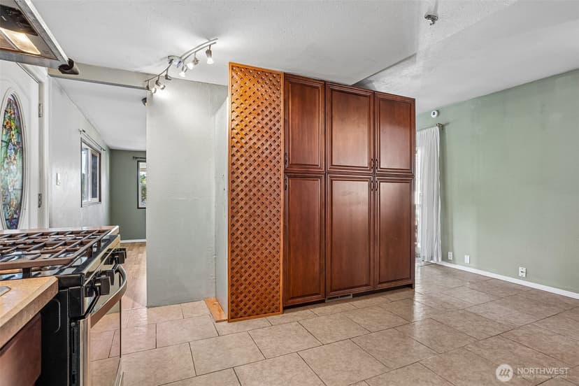 Property photo for 7301 NE 175th Street #305, Kenmore photo 16
