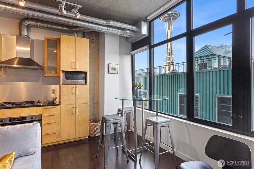 Property photo for 2720 3rd Avenue #605, Seattle photo 11