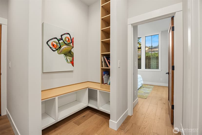 Property photo for 12717 4th Ave NW, Seattle photo 14
