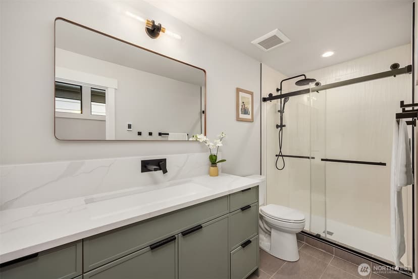 Property photo for 12717 4th Ave NW, Seattle photo 18