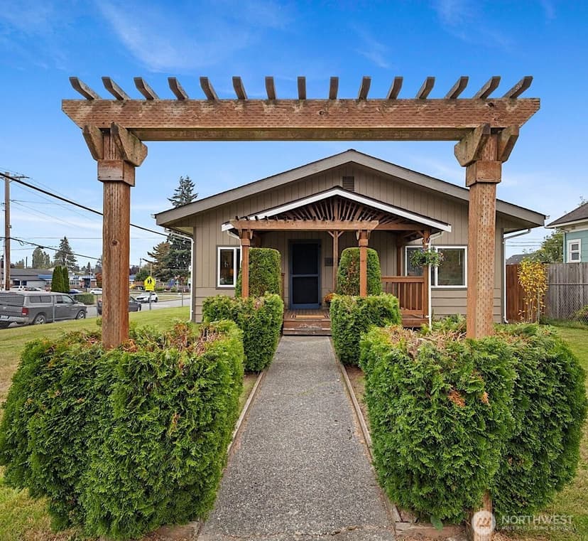 Property photo for 2301 Fulton Street, Everett photo 6