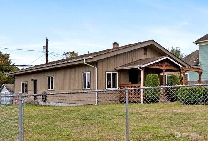 Property photo for 2301 Fulton Street, Everett photo 5