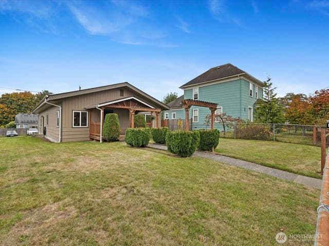 Property photo for 2301 Fulton Street, Everett photo 2