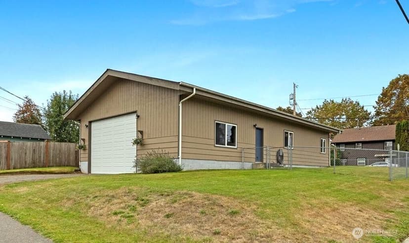 Property photo for 2301 Fulton Street, Everett photo 7