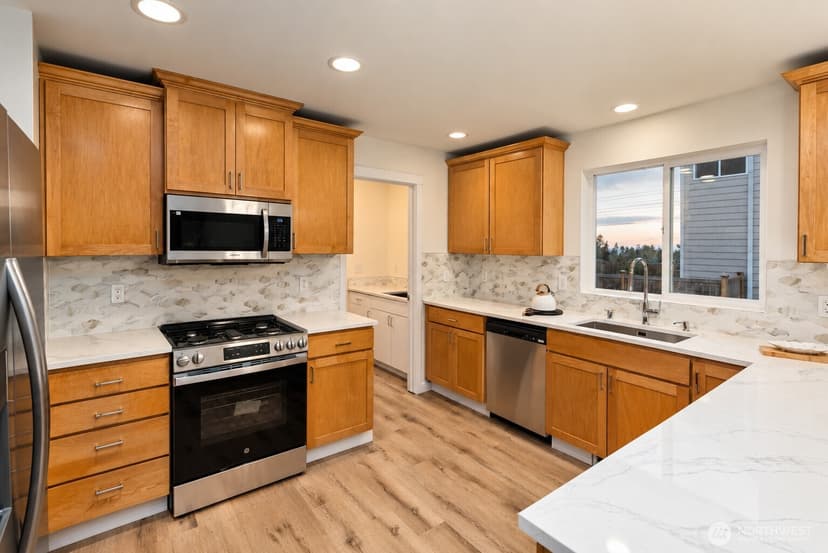 Property photo for 8012 35th Street NE, Marysville photo 6