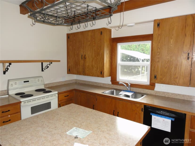 Property photo for 806 120th Street S, Tacoma photo 4