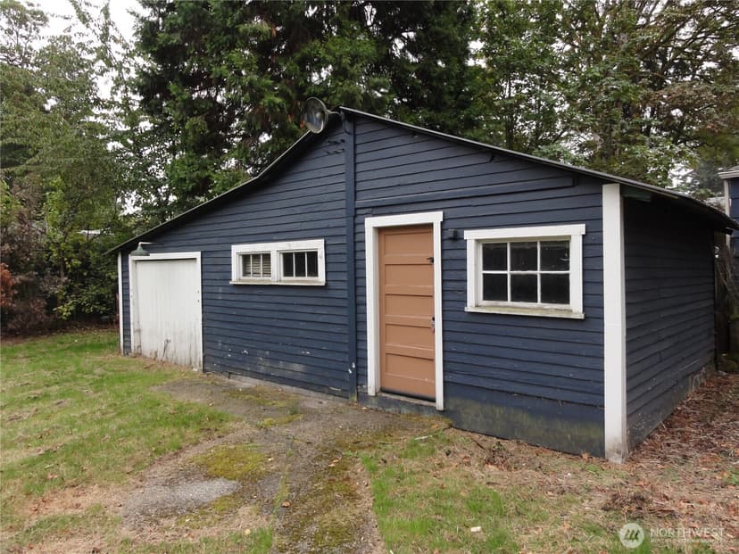 Property photo for 806 120th Street S, Tacoma photo 12