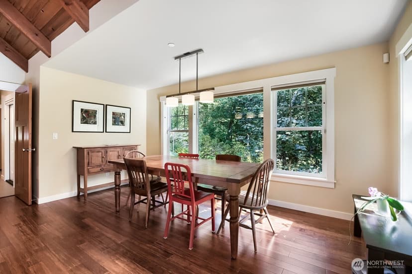 Property photo for 19150 SE May Valley Road, Issaquah photo 6