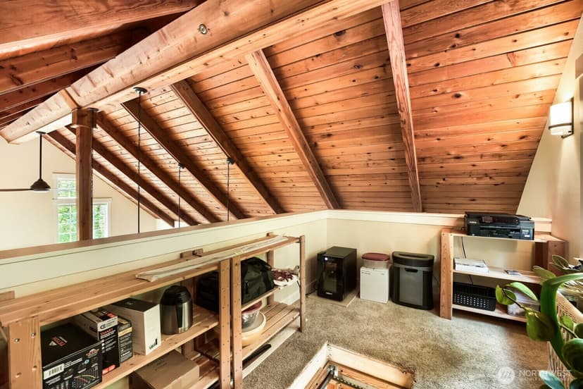 Property photo for 19150 SE May Valley Road, Issaquah photo 9
