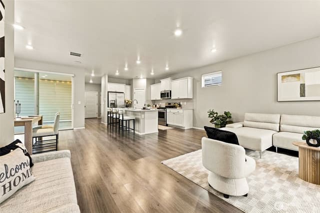 Property photo for 23253 SE Fir Street, Black Diamond photo 4