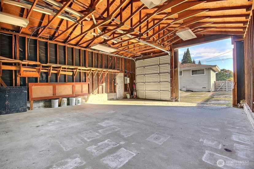 Property photo for 2404 NE 22nd Street, Renton photo 24