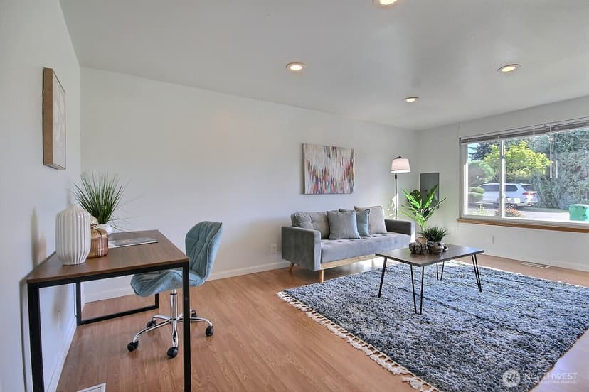 Property photo for 2404 NE 22nd Street, Renton photo 9