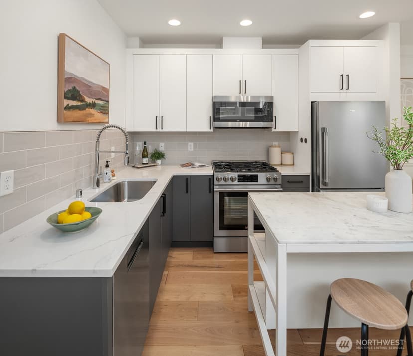 Property photo for 7514 28th Avenue NW #B, Seattle photo 9