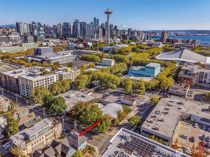 Property photo for 700 Warren Avenue N, Seattle photo 35