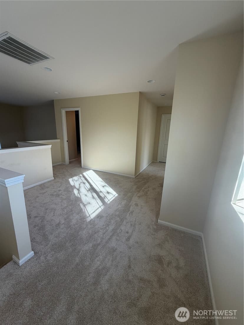Property photo for 27337 214* Terrace SE, Maple Valley photo 10