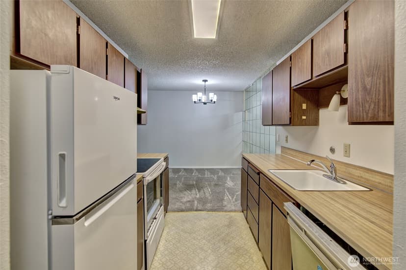 Property photo for 10459 Des Moines Memorial Drive S #305, Seattle photo 3