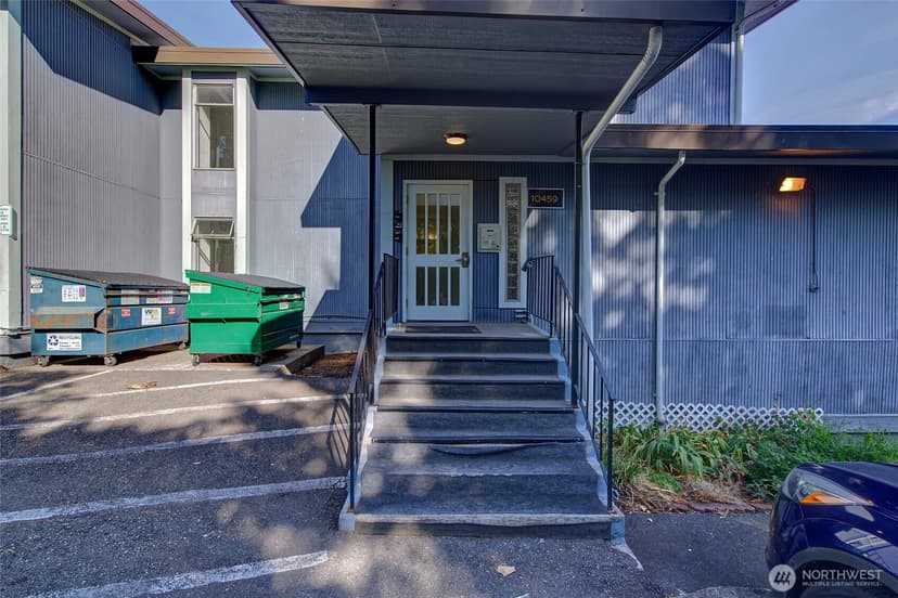 Property photo for 10459 Des Moines Memorial Drive S #305, Seattle photo 2