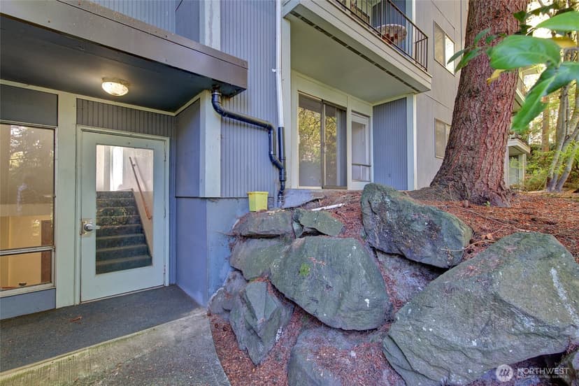 Property photo for 10459 Des Moines Memorial Drive S #305, Seattle photo 21