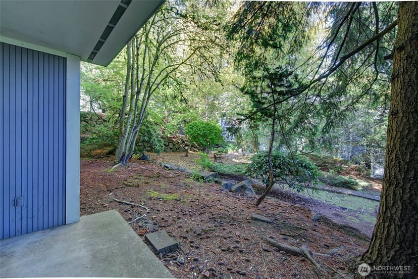 Property photo for 10459 Des Moines Memorial Drive S #305, Seattle photo 19