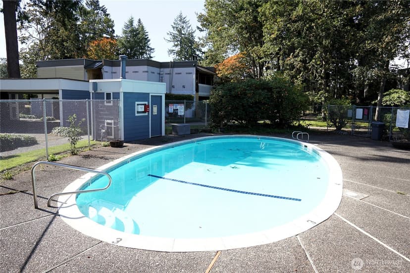 Property photo for 7501 Ruby Drive SW #G203, Lakewood photo 14