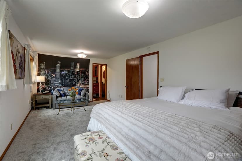 Property photo for 7820 NE 195th Street, Kenmore photo 9