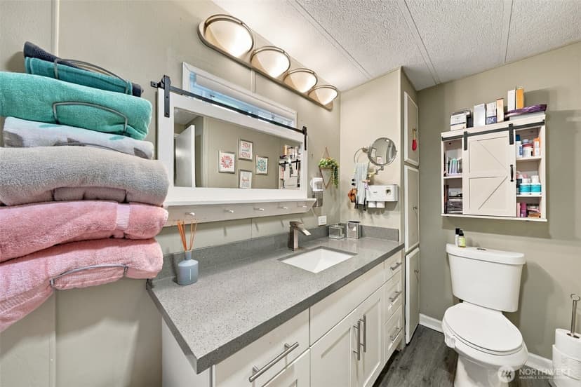 Property photo for 17312 Woodcrest Drive NE #113, Bothell photo 23